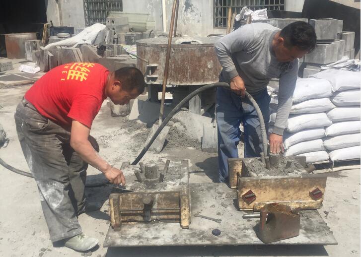 耐火澆注料澆注振動